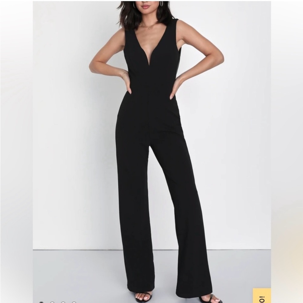 LULUS Alluring Essence Black Sleeveless Jumpsuit XS NWT
